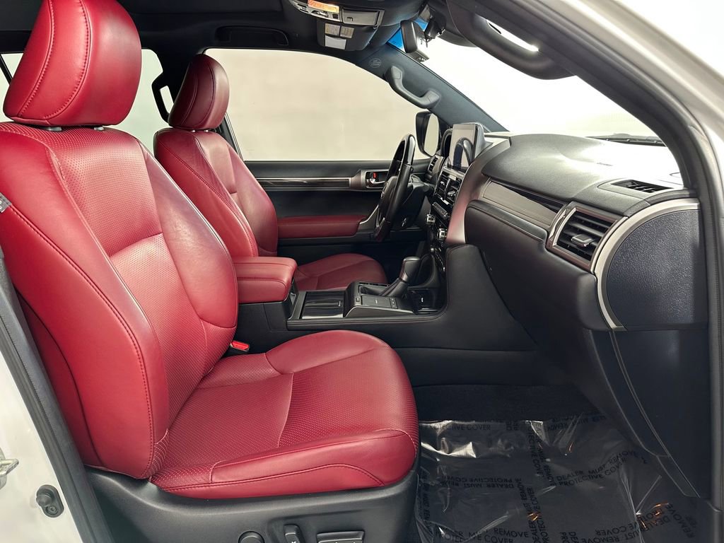 Used 2022 Lexus GX 460 Luxury w/ Sport Design Package image 22