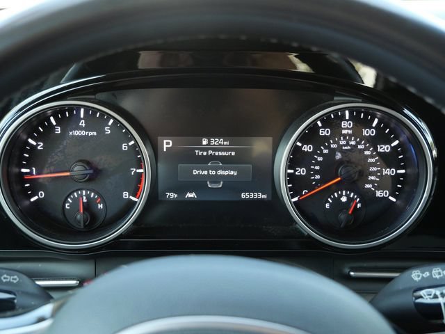 Used 2024 Kia Carnival EX FWD image 22