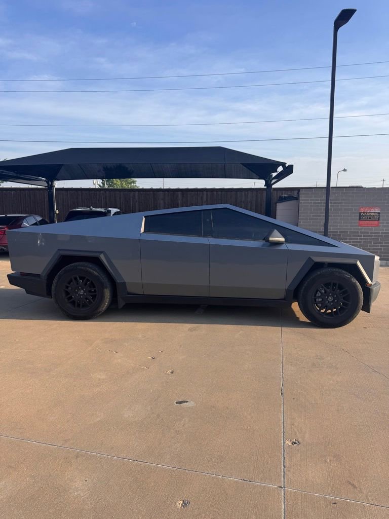Used 2024 Tesla Cybertruck Cyberbeast AWD/4WD image 9