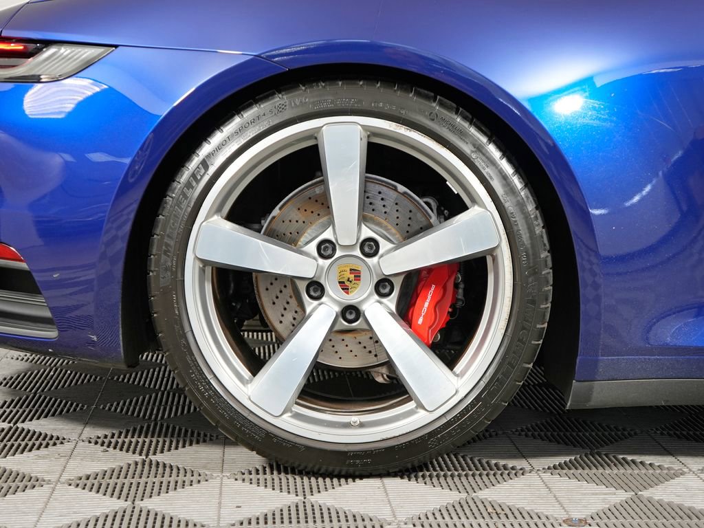 Certified 2020 Porsche 911 Carrera 4S image 21