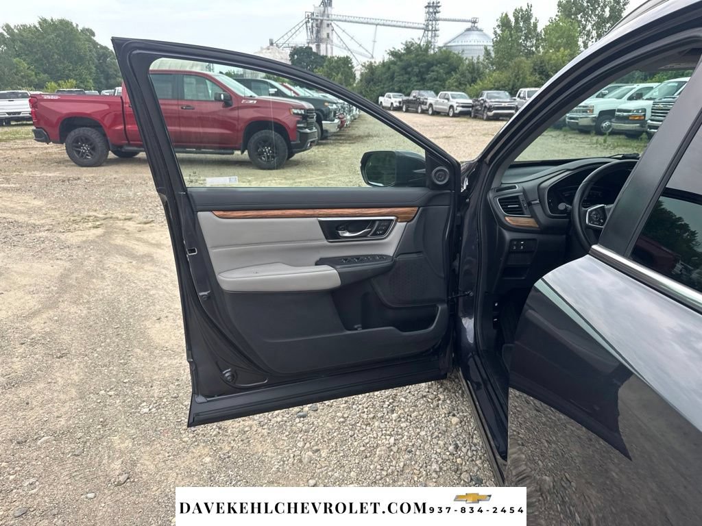 Used 2018 Honda CR-V Touring image 9