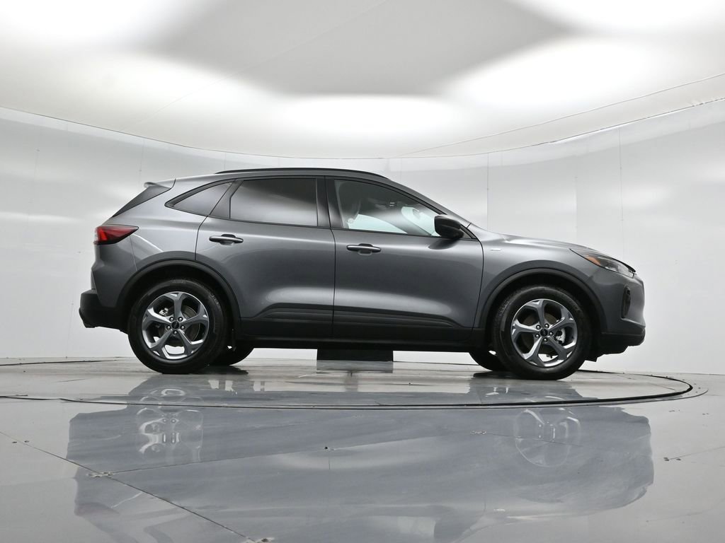 Certified 2025 Ford Escape ST-Line image 47