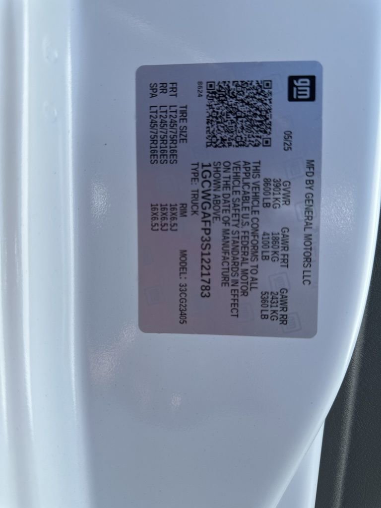 New 2025 Chevrolet Express 2500 Work Van w/ Driver Convenience Package image 27