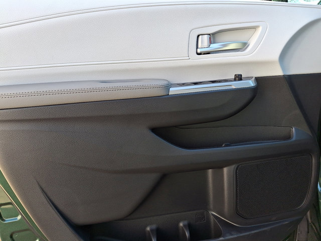 Certified 2026 Toyota Sienna XLE image 15