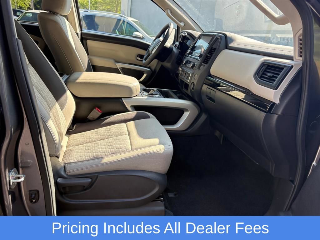 Certified 2024 Nissan Titan SV w/ SV Convenience Package RWD image 19