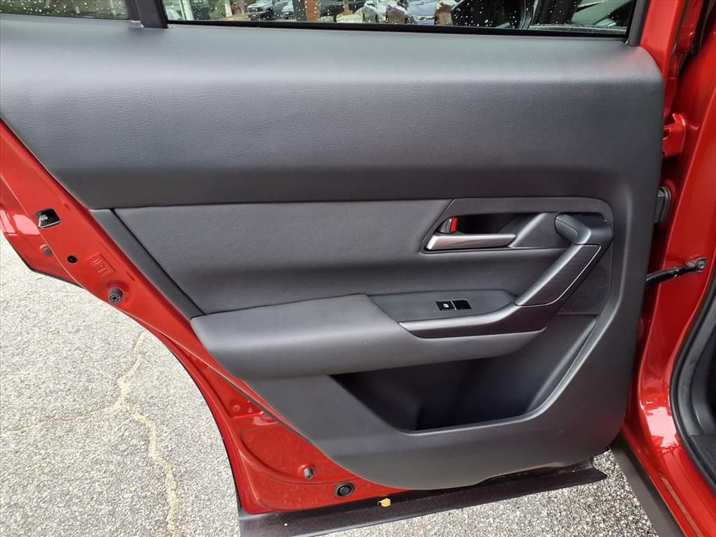 Certified 2025 MAZDA CX-50 AWD 2.5 S w/ Weather Package image 9