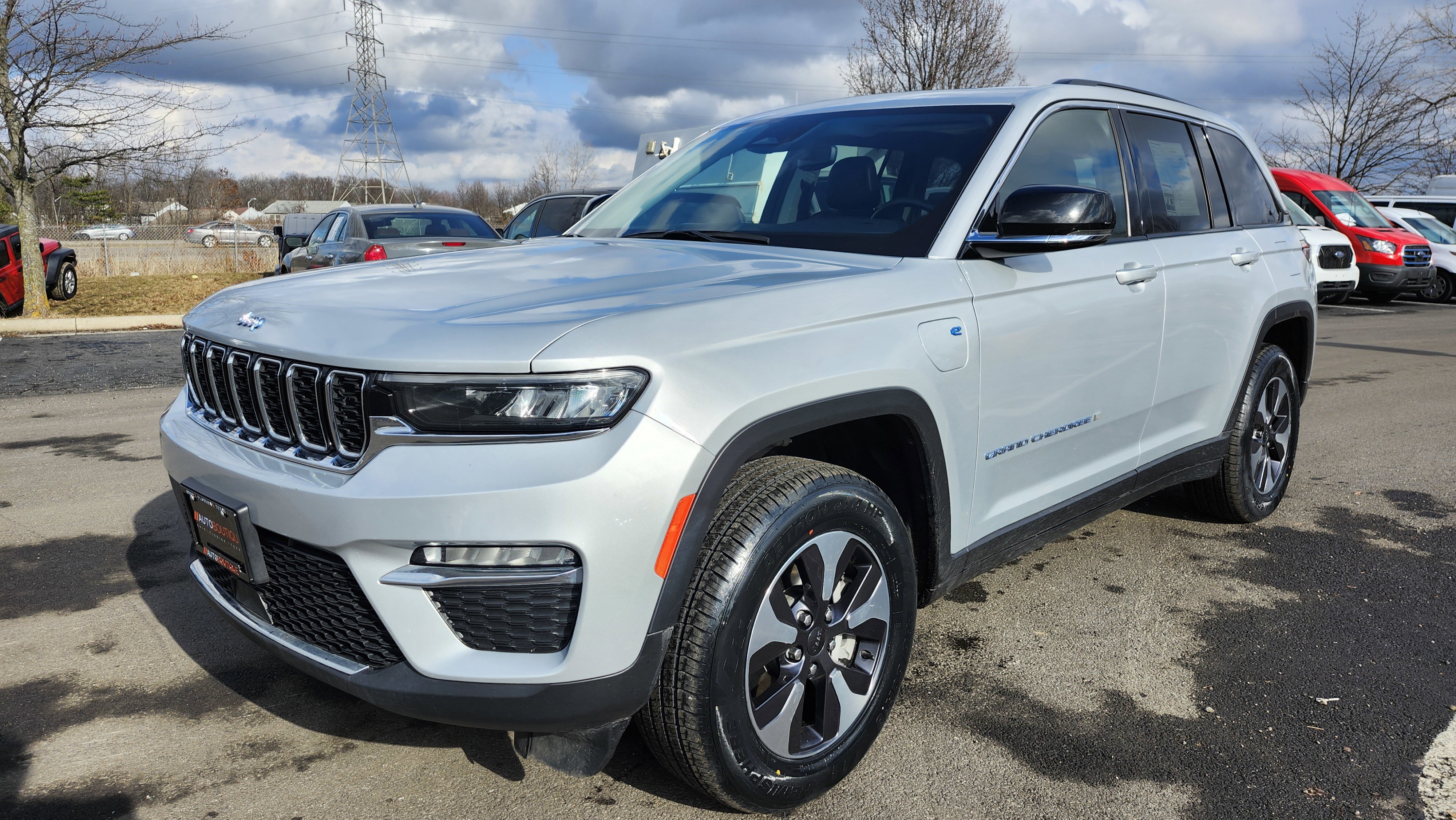 Used 2023 Jeep Grand Cherokee 4WD 4xe image 16