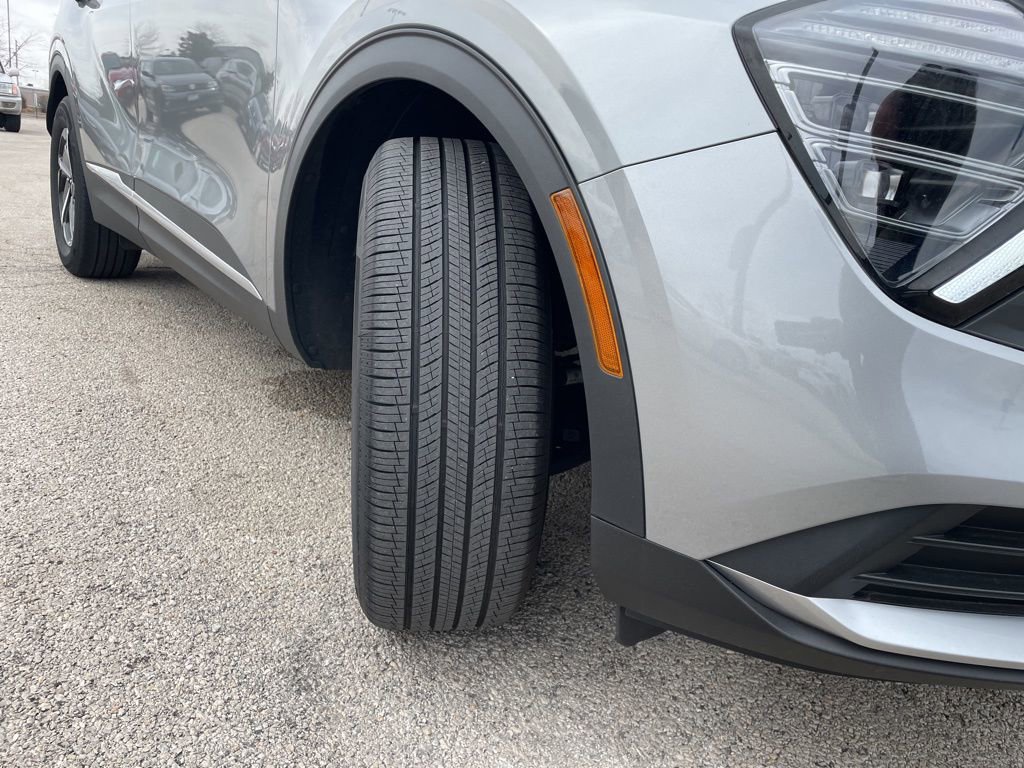 Used 2024 Kia Sportage LX FWD image 16