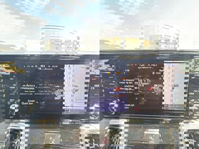 Used 2023 Kia Sorento S w/ Panoramic Sunroof Package image 16