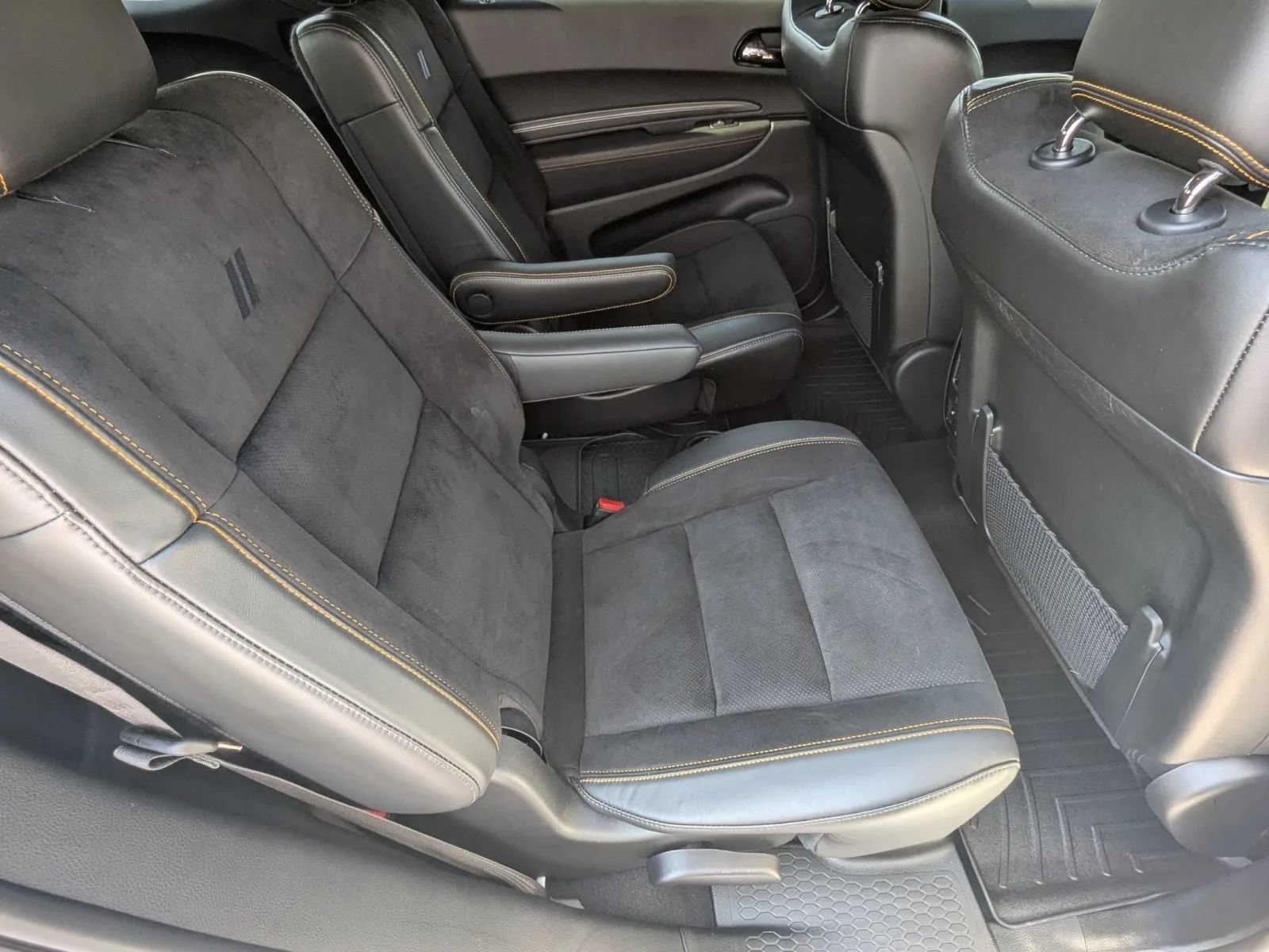 Used 2023 Dodge Durango R/T AWD/4WD image 14
