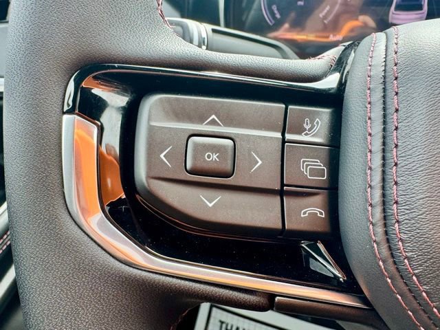 Used 2025 Jeep Wagoneer S Limited image 22