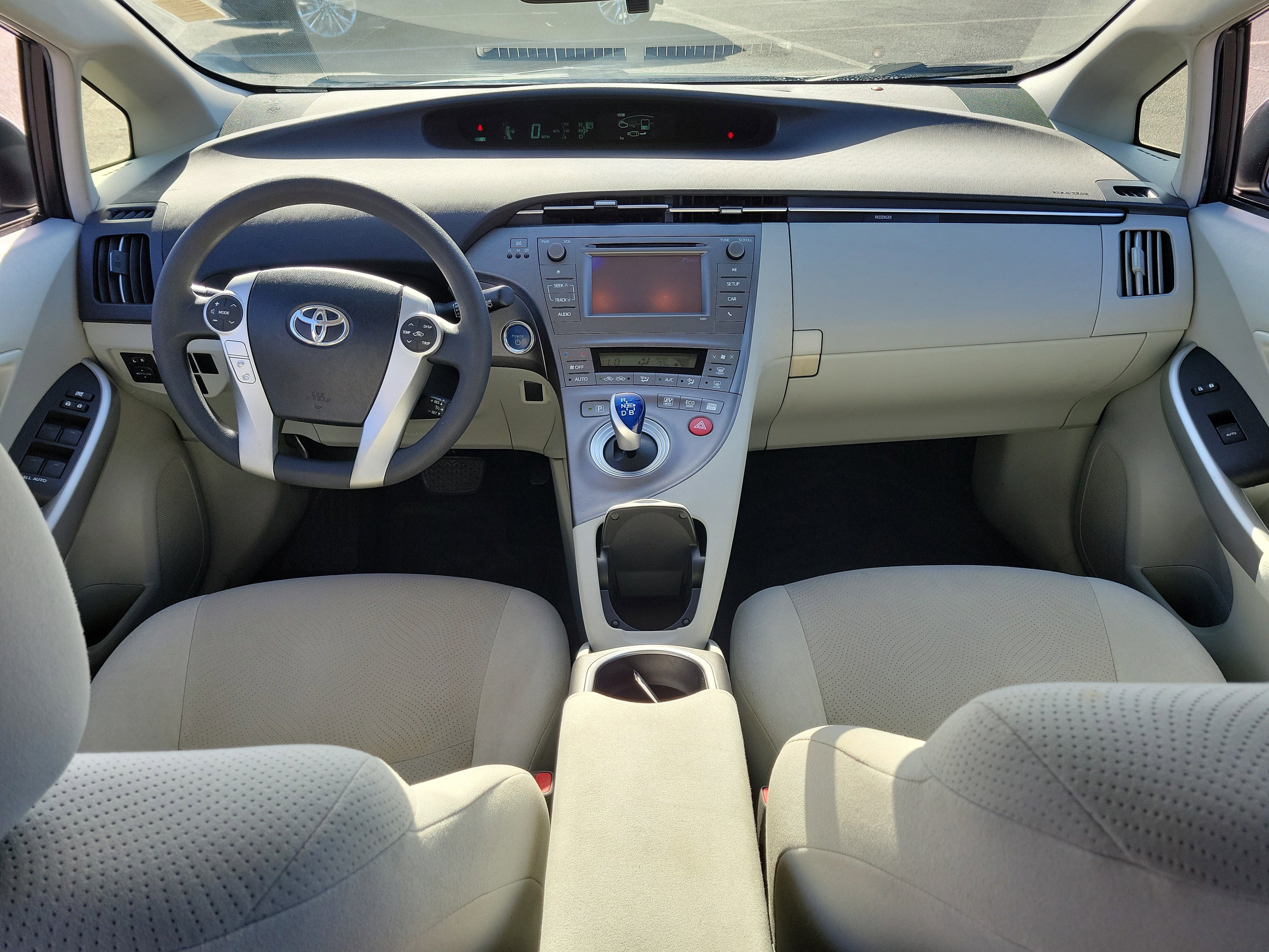 Used 2015 Toyota Prius Two FWD image 14