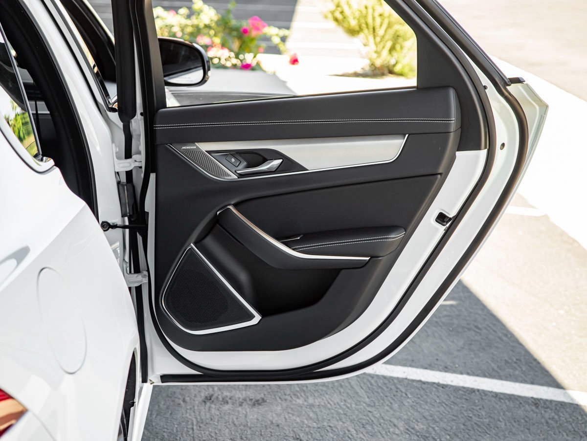 New 2024 Jaguar XF R-Dynamic SE image 22