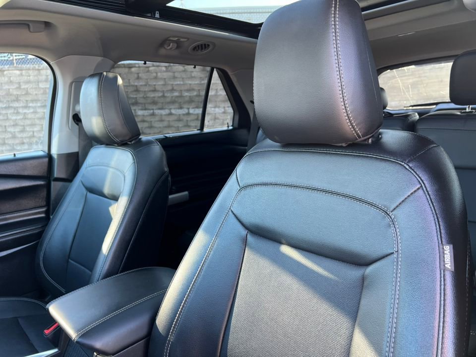 Certified 2023 Ford Explorer Limited w/ Limited Technology Package image 13