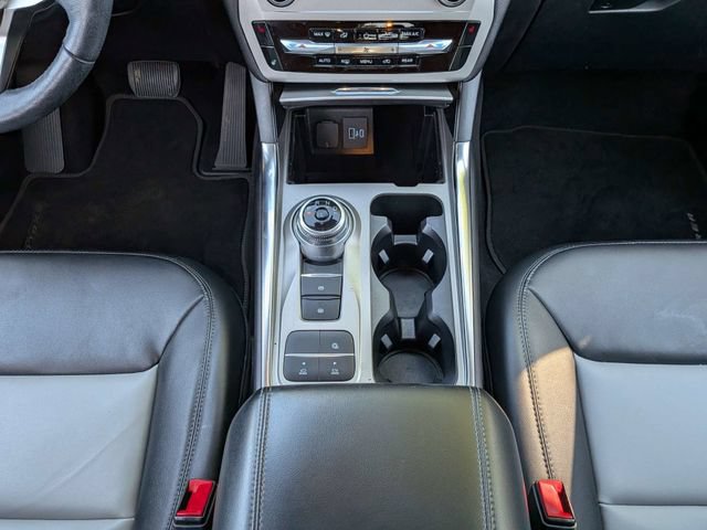 Used 2022 Ford Explorer XLT w/ Equipment Group 202A RWD image 21