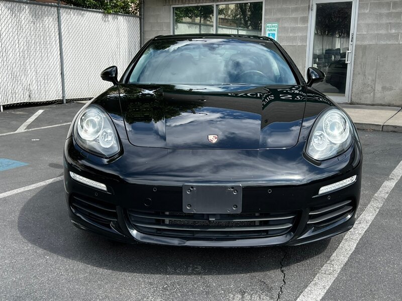 Used 2014 Porsche Panamera S RWD image 2
