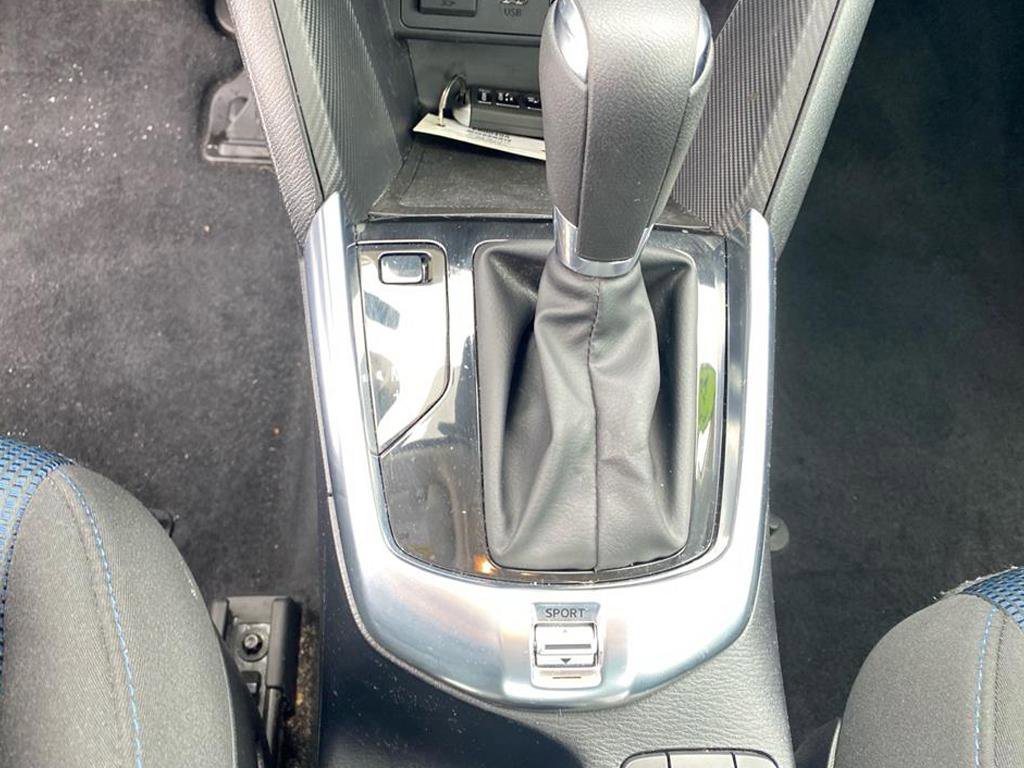 Used 2020 Toyota Yaris LE image 8