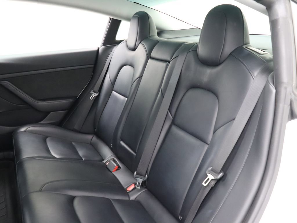 Used 2023 Tesla Model 3 Standard Range image 31