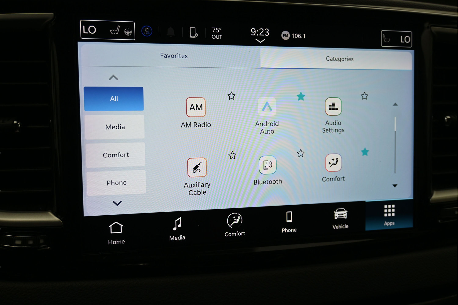 Used 2024 Chrysler Pacifica Touring-L FWD image 8