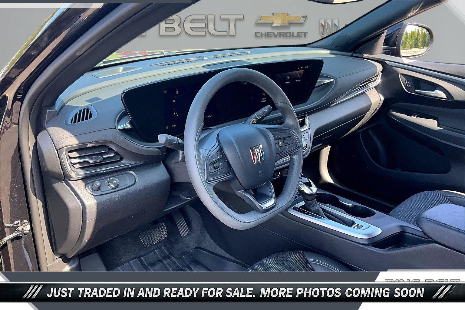 Used 2025 Buick Envista Preferred FWD image 12