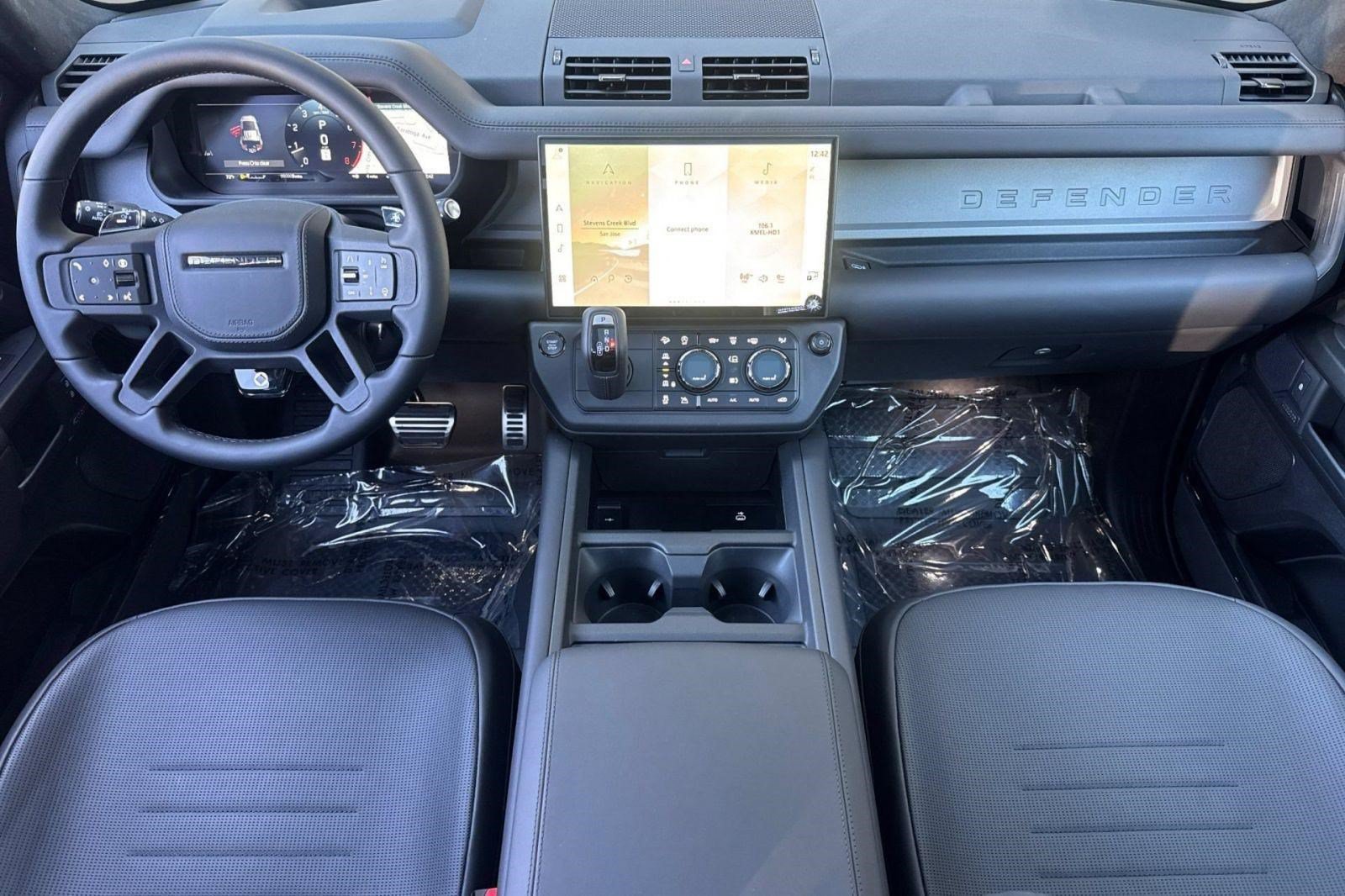 New 2026 Land Rover Defender 110 OCTA AWD/4WD image 15