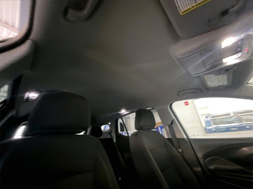 Used 2024 GMC Terrain SLE image 22