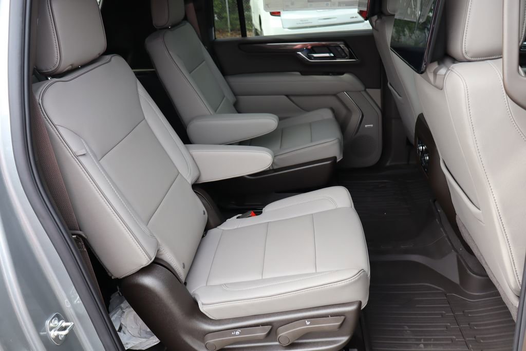 New 2026 GMC Yukon XL Elevation w/ Elevation Premium Package AWD/4WD image 25