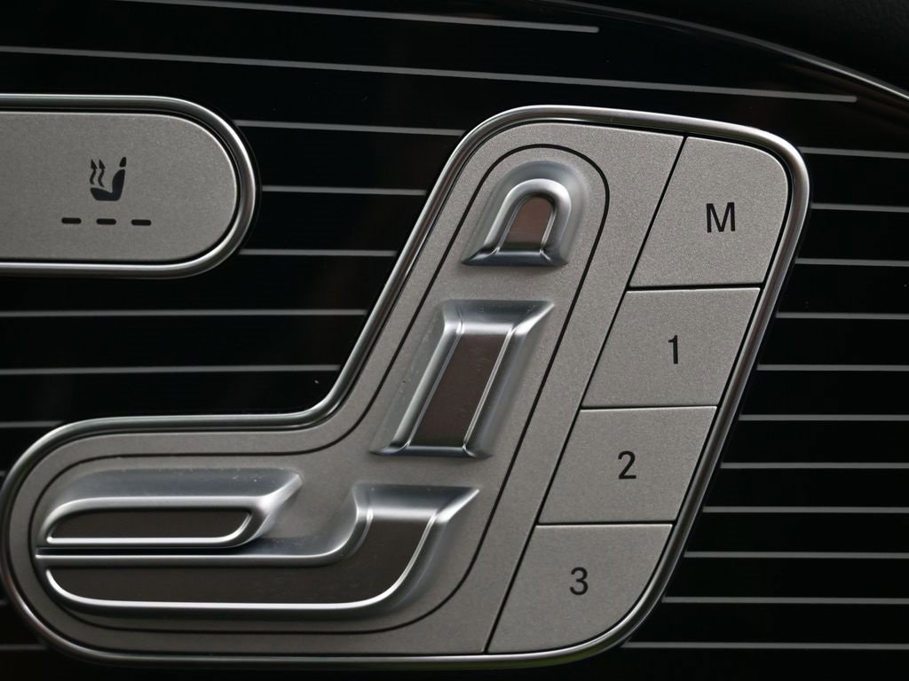 Used 2026 Mercedes-Benz GLS 63 AMG 4MATIC image 14