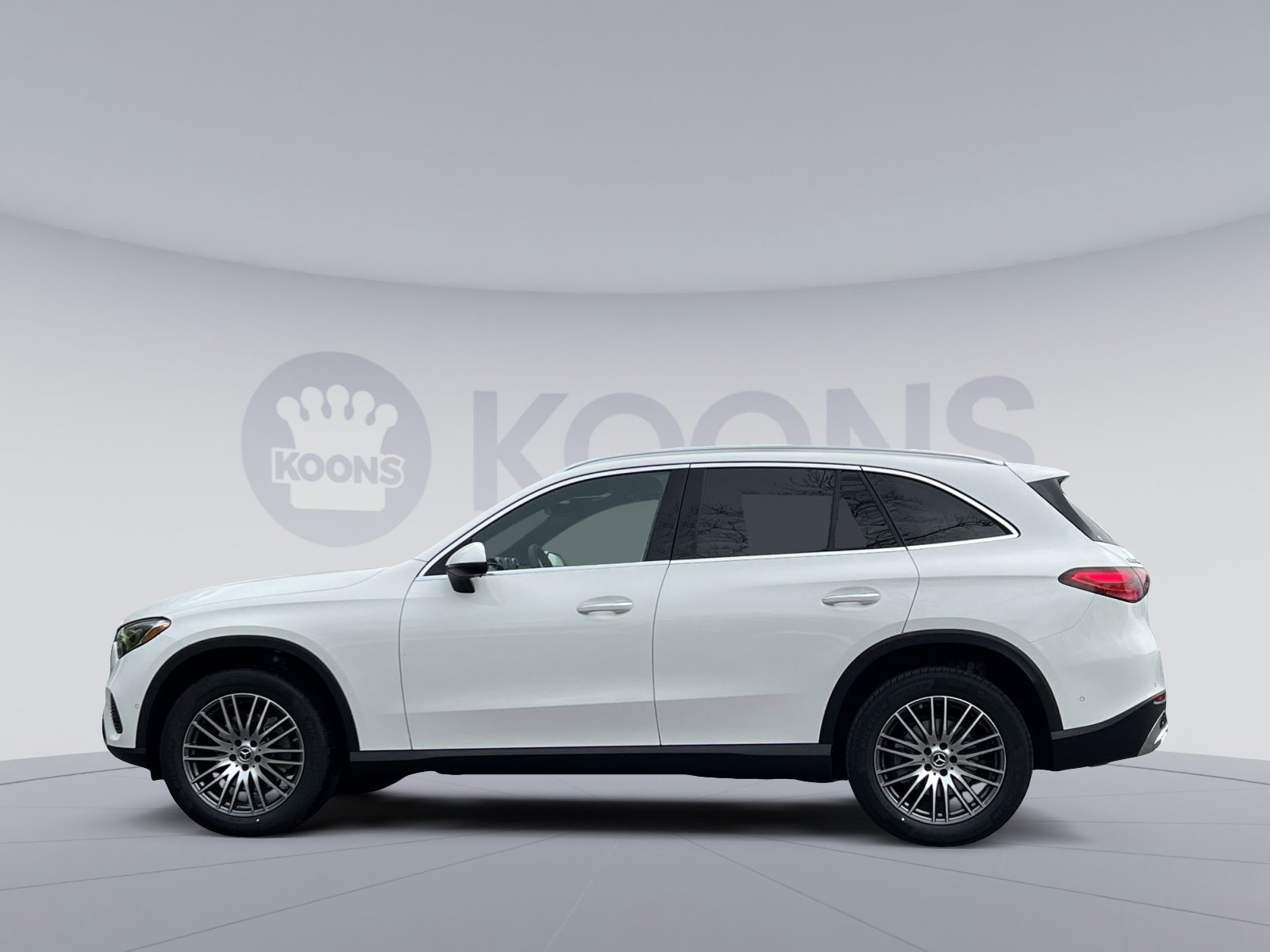 New 2026 Mercedes-Benz GLC 300 4MATIC image 2