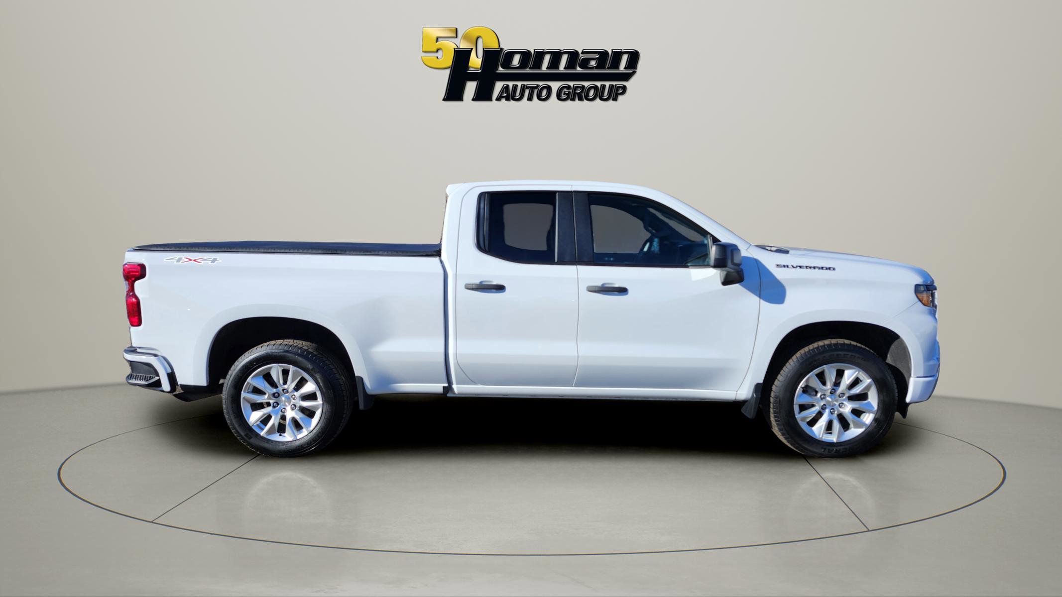 Used 2023 Chevrolet Silverado 1500 Custom w/ LPO, Dark Essentials Package AWD/4WD image 6