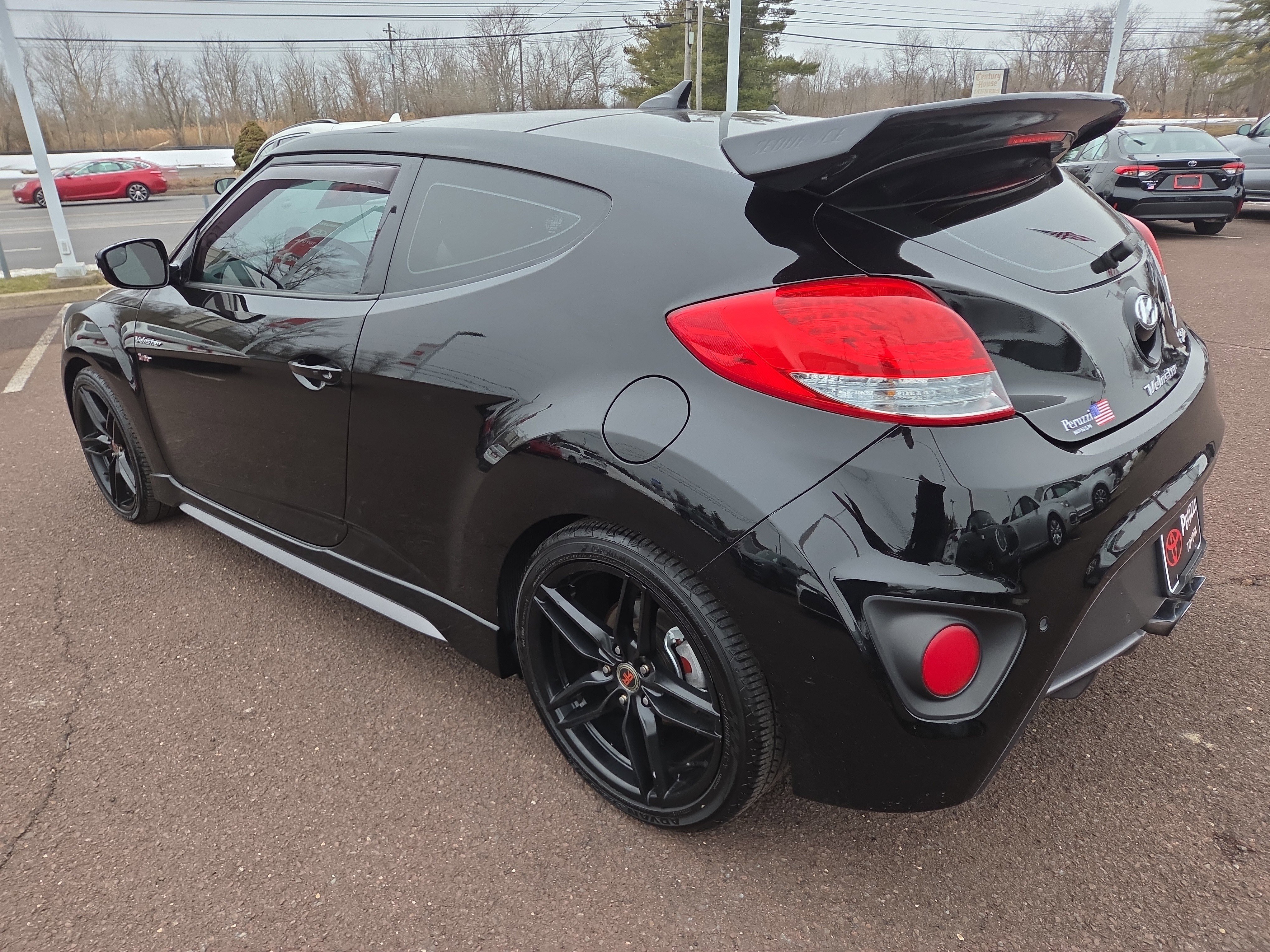 Used 2014 Hyundai Veloster Turbo w/ Turbo Technology Package 04 image 5