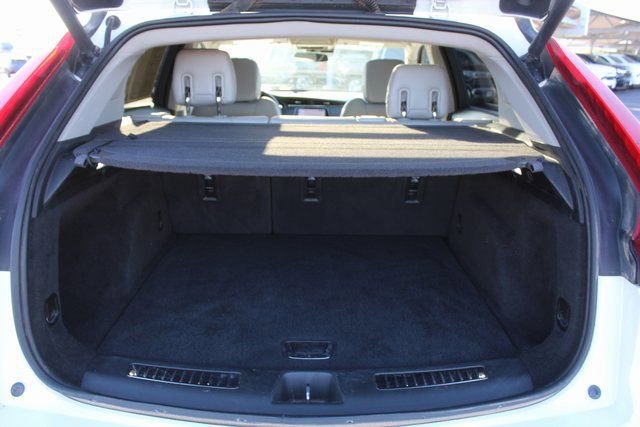 Used 2023 Cadillac XT4 Premium Luxury w/ Driver Assist Package image 6