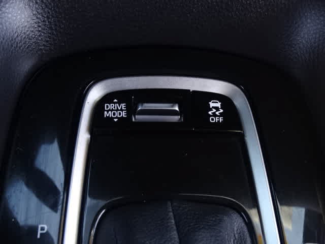 Certified 2025 Toyota Corolla SE FWD image 32