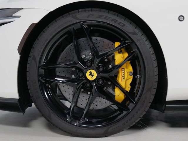 Used 2022 Ferrari Roma RWD image 37