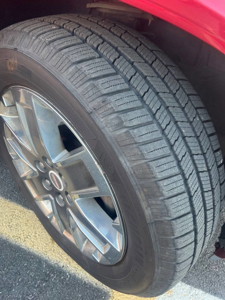 Used 2012 GMC Acadia Denali image 6