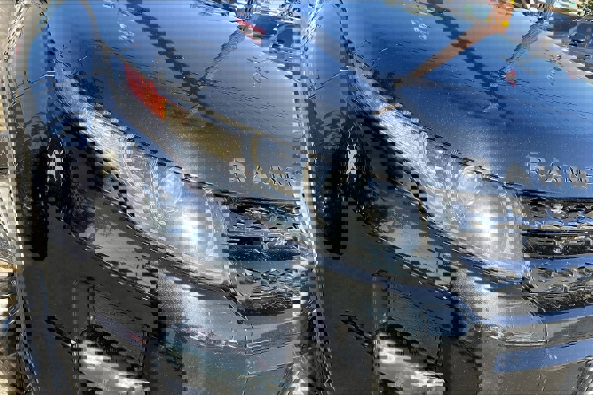 Used 2014 Land Rover Range Rover Evoque Dynamic image 29