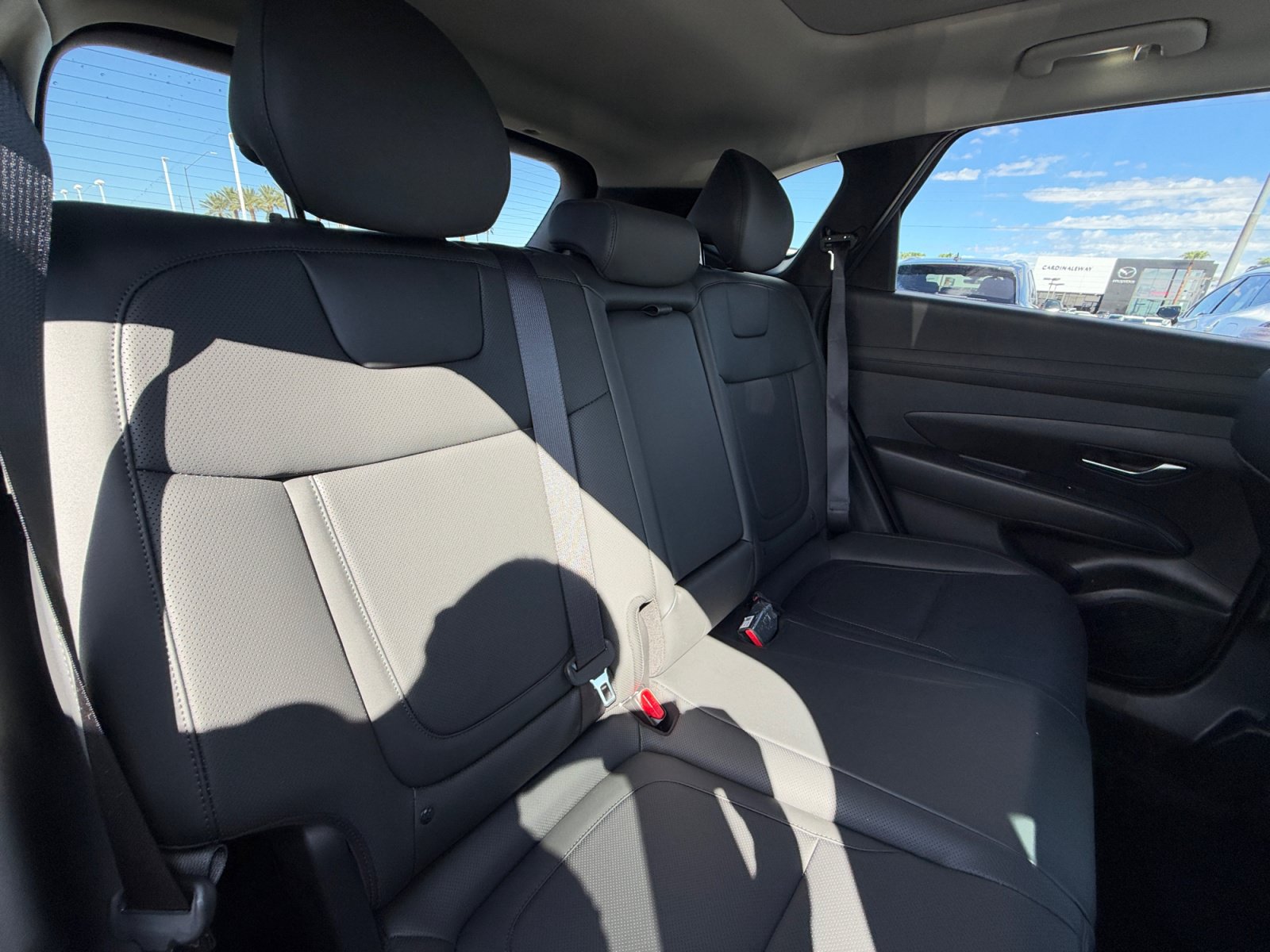 Certified 2025 Hyundai Tucson SEL AWD/4WD image 18