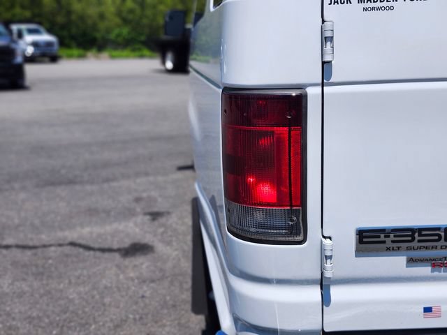 Used 2012 Ford E-350 and Econoline 350 XLT RWD image 9