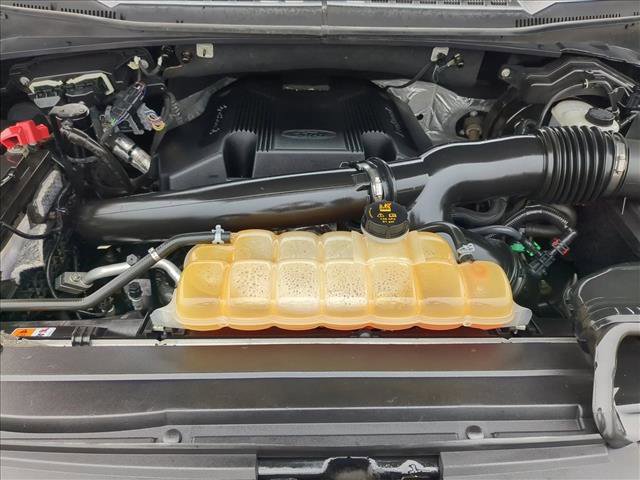 Used 2018 Ford F150 Platinum w/ Equipment Group 701A Luxury image 23