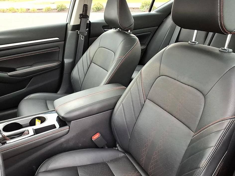 Used 2023 Nissan Altima 2.5 SR w/ SR Premium Package FWD image 16
