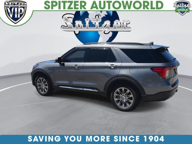Used 2025 Ford Explorer Active w/ Active Comfort Package AWD/4WD image 7
