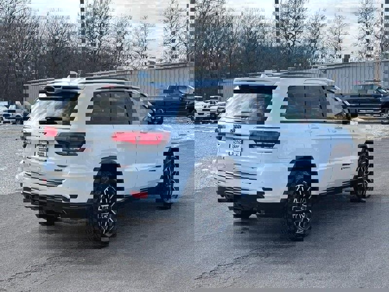 Used 2020 Jeep Grand Cherokee Trailhawk image 3