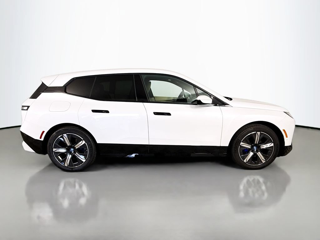 Used 2025 BMW iX M60 AWD/4WD image 8