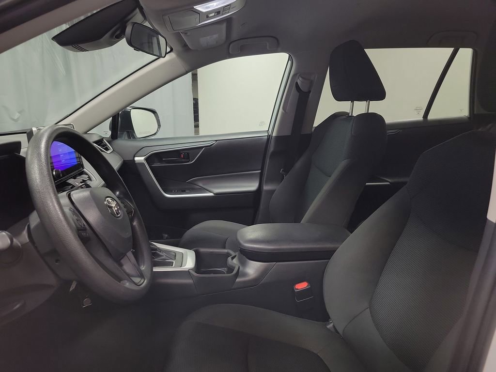 Used 2023 Toyota RAV4 LE image 12
