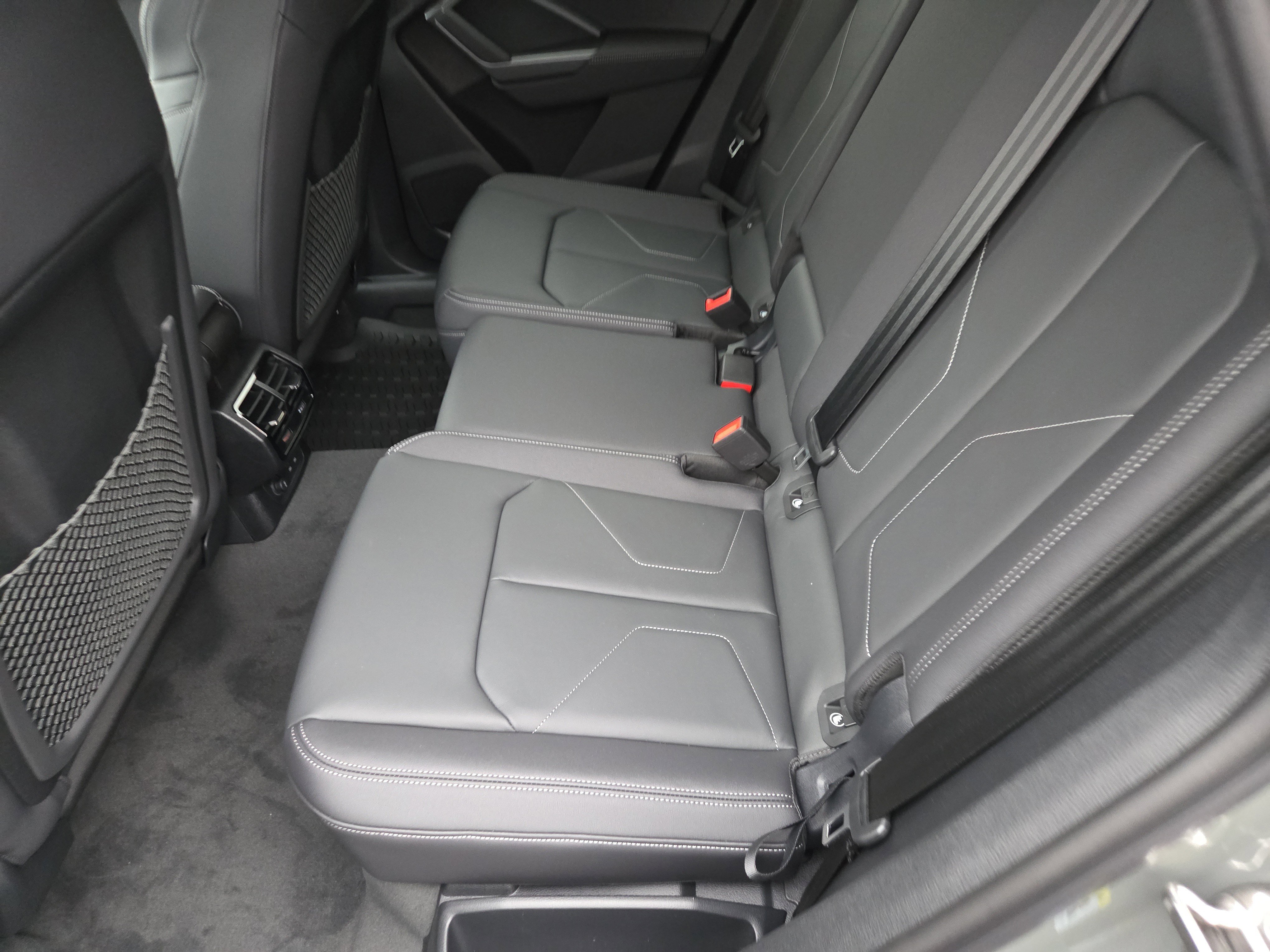 New 2025 Audi Q3 2.0T Premium image 6