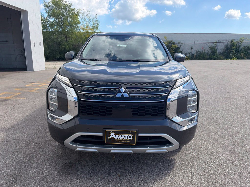 Used 2024 Mitsubishi Outlander SE FWD image 9