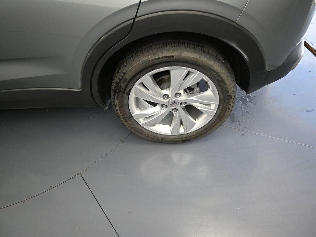 Used 2025 Buick Encore GX Preferred image 18