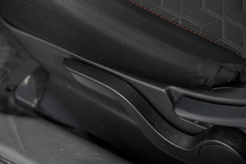 Used 2024 Mitsubishi Outlander Sport AWD image 19