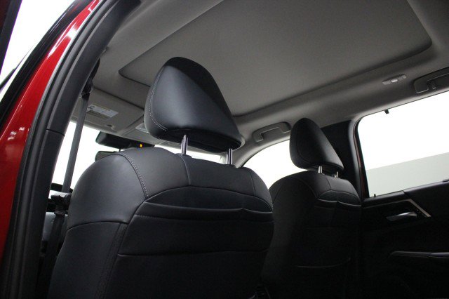 Used 2025 Mitsubishi Outlander SEL image 27