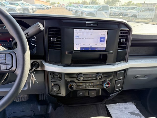 New 2026 Ford F550 4x4 Regular Cab Super Duty image 11